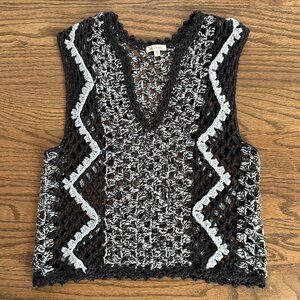 En Creme Navy Vest